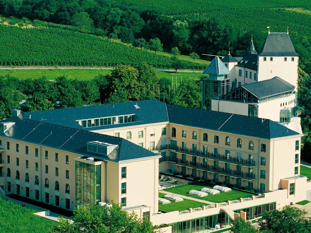 Victor'S Residenz-Hotel Schloss Berg Nennig Exterior foto The German Wine Hotel